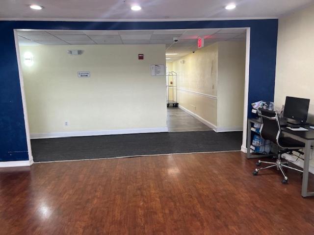 Baymont by Wyndham Lakeland Bagian luar foto